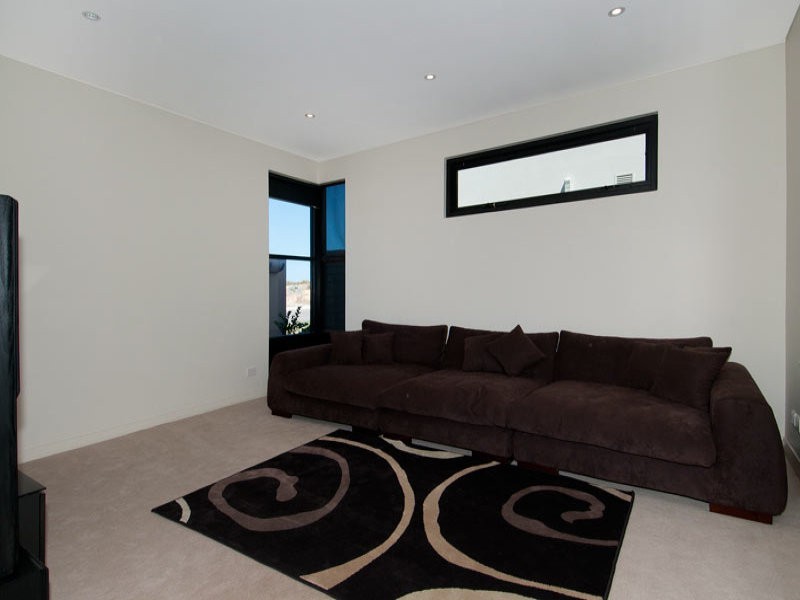 5/24 Oversby Street, Halls Head WA 6210
