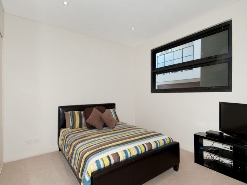 5/24 Oversby Street, Halls Head WA 6210