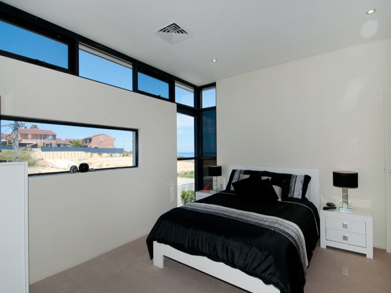 5/24 Oversby Street, Halls Head WA 6210