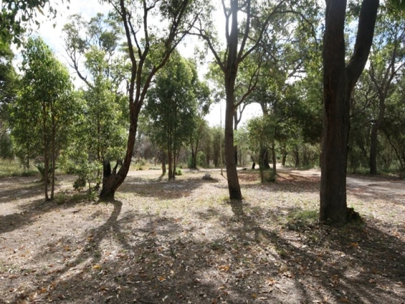 30 Dunkerton Road, Barragup WA 6209