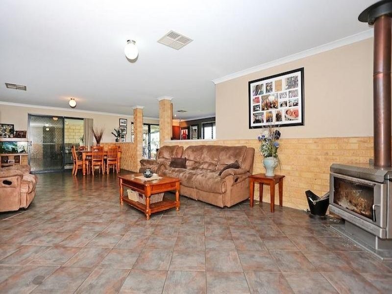 507 Dunkerton Rd, Barragup WA 6209