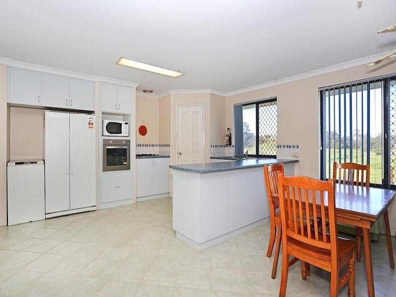 507 Dunkerton Rd, Barragup WA 6209