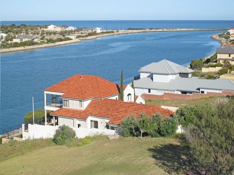 25 Captain Court, Mandurah WA 6210