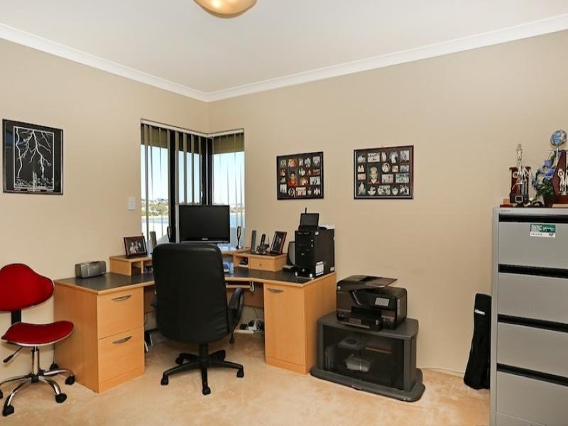 25 Captain Court, Mandurah WA 6210