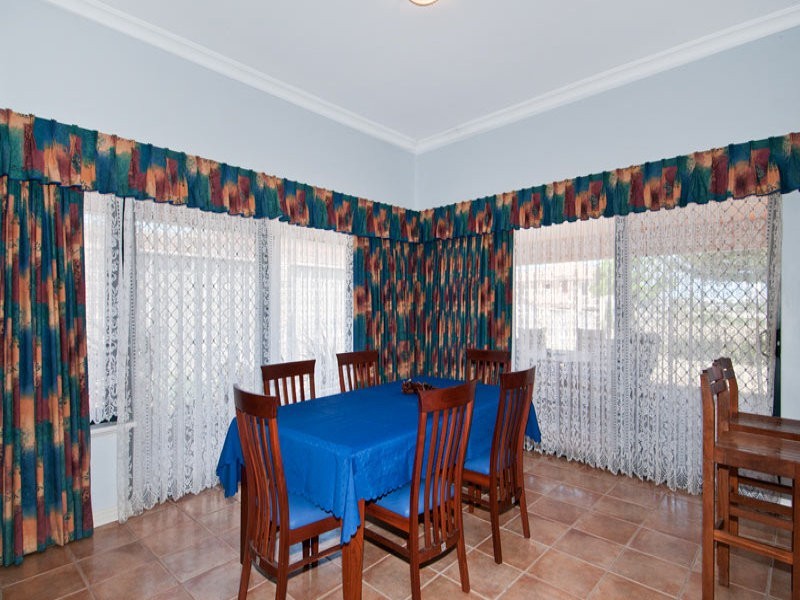 1 Batavia Avenue, Wannanup WA 6210