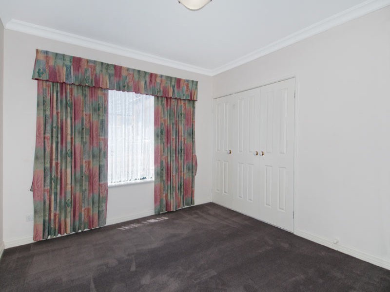 1 Batavia Avenue, Wannanup WA 6210