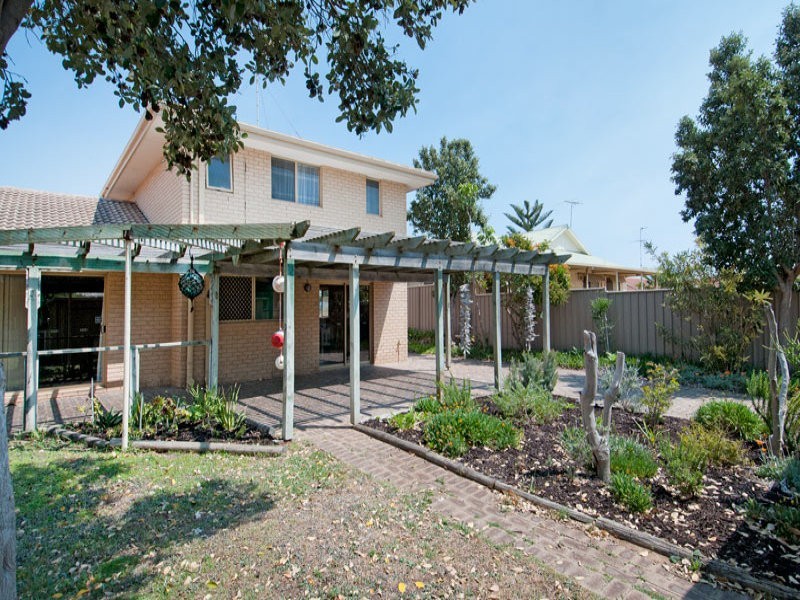 33 Orestes Street, San Remo WA 6210