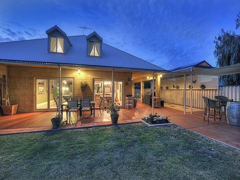 21 Clytie Road, Silver Sands WA 6210