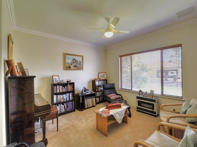 5 Emma Way, Coodanup WA 6210