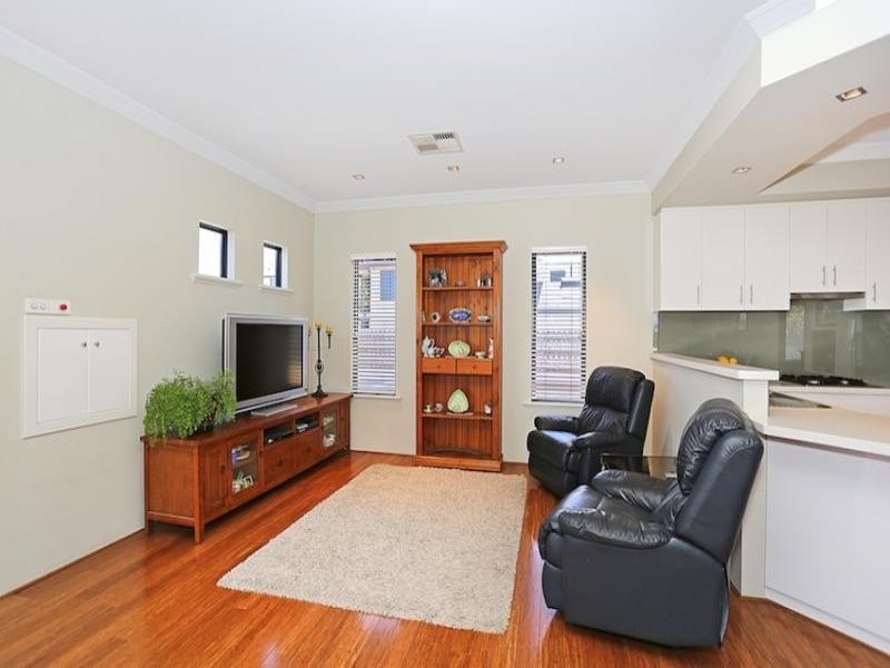 67 Wildwood Hill, Dawesville WA 6211