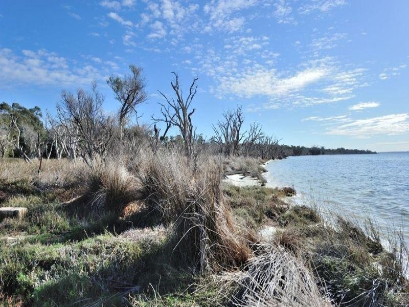 2077 Old Coast Road, Bouvard WA 6211