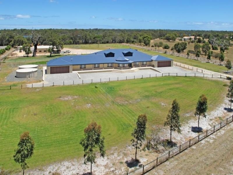 113 Serene Place, Barragup WA 6209