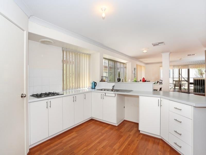 96 Meadow Springs Drive, Meadow Springs WA 6210