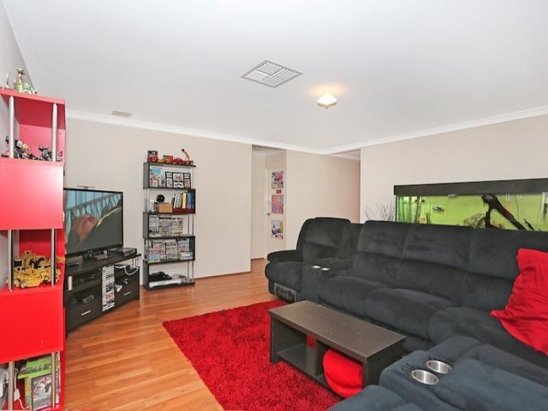 96 Meadow Springs Drive, Meadow Springs WA 6210