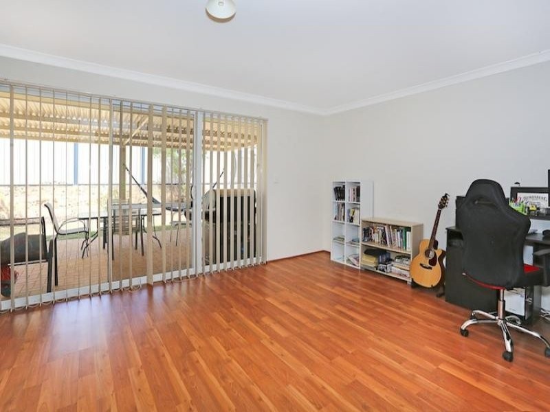 96 Meadow Springs Drive, Meadow Springs WA 6210