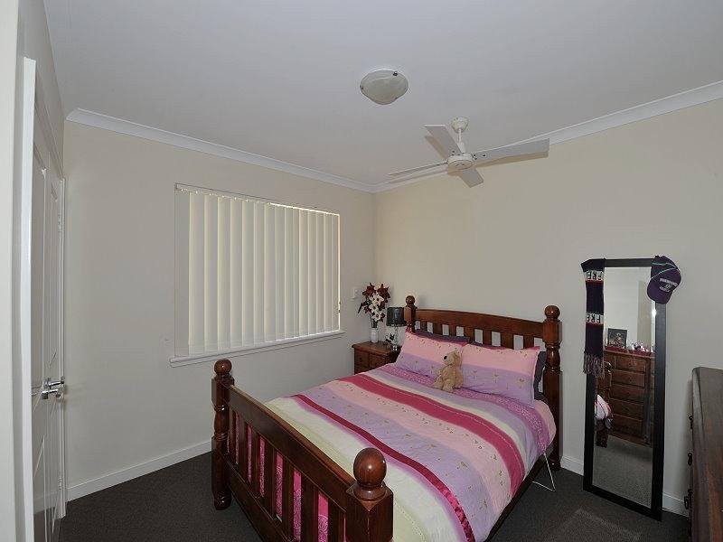 60 Silverton Crescent, Erskine WA 6210