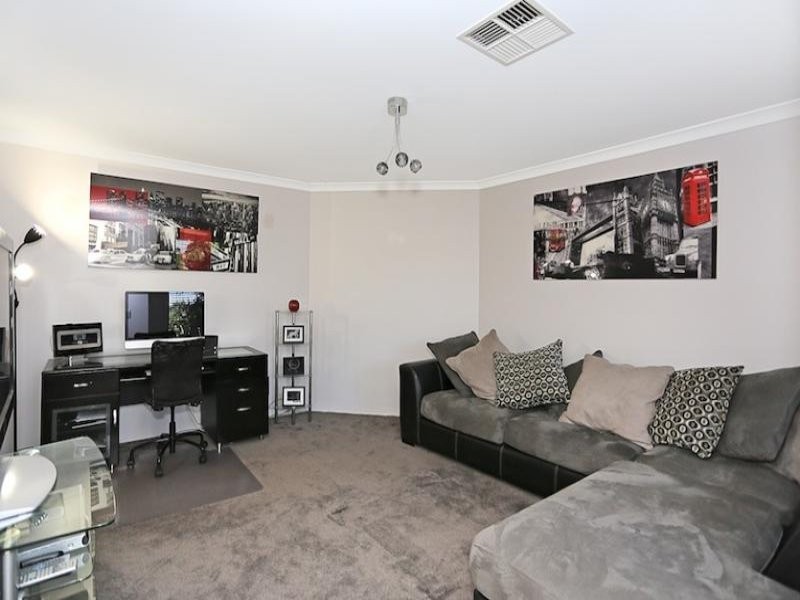 38 Tranquil Retreat, Barragup WA 6209