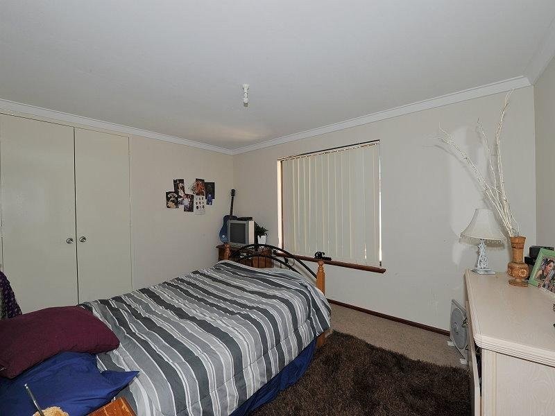 2/139 Mclarty Road, Halls Head WA 6210