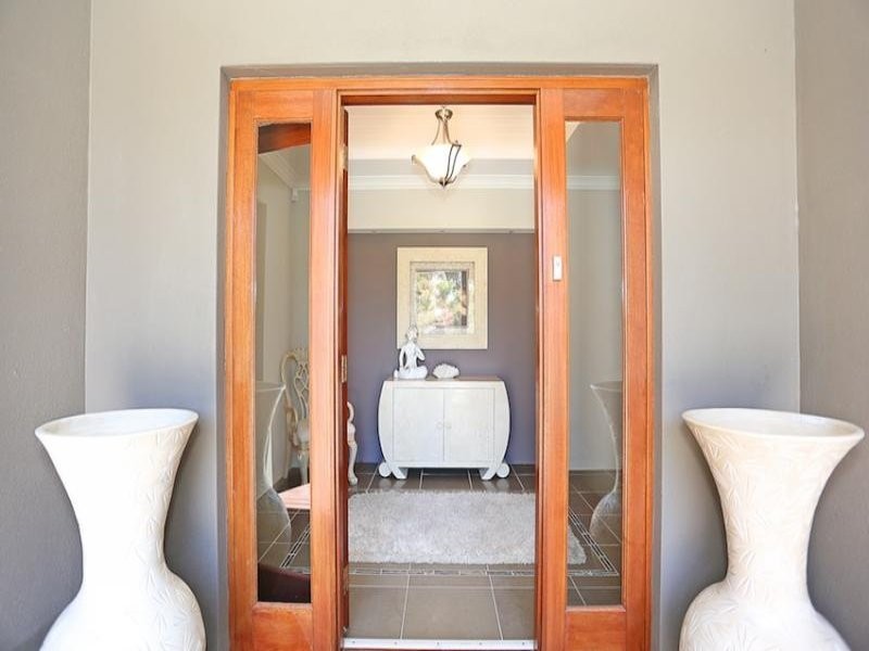 21 Waterlily Drive, Dudley Park WA 6210