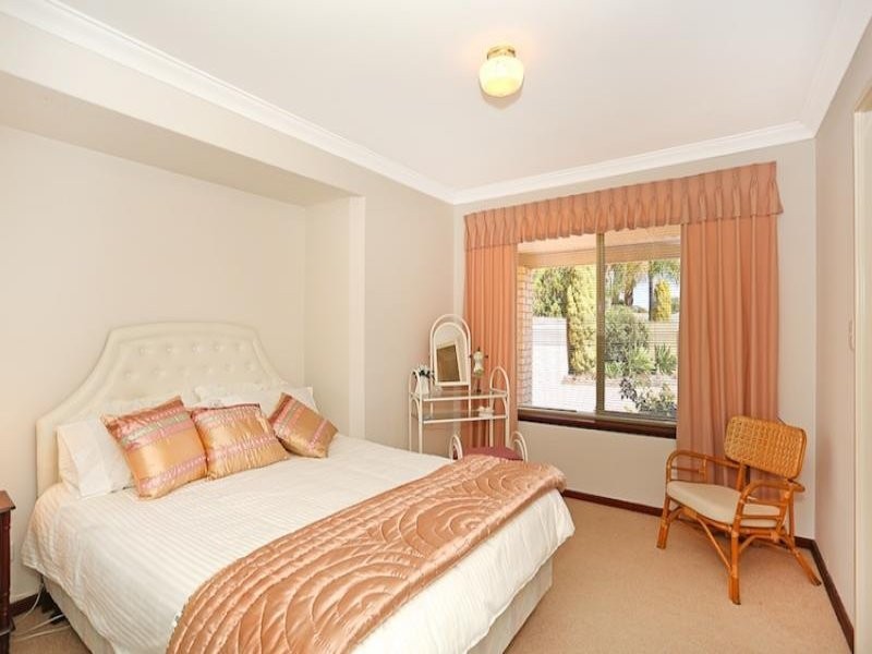 5 Reverie Mews, Halls Head WA 6210