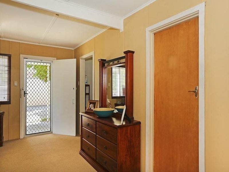 36 Leighton Road East, Halls Head WA 6210