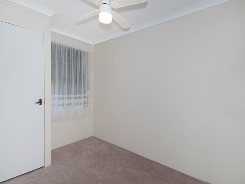 188 Oakmont Avenue, Meadow Springs WA 6210