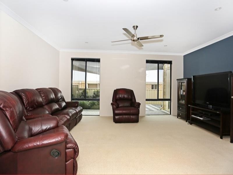 21 Dalwallinu Terrace, Dawesville WA 6211