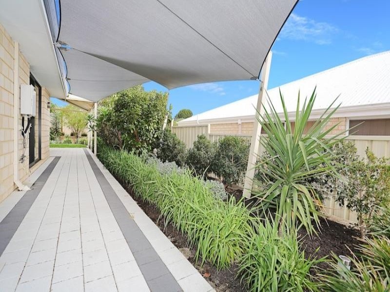21 Dalwallinu Terrace, Dawesville WA 6211