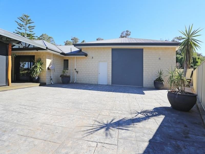 2 Estuary Heights Place, Bouvard WA 6211