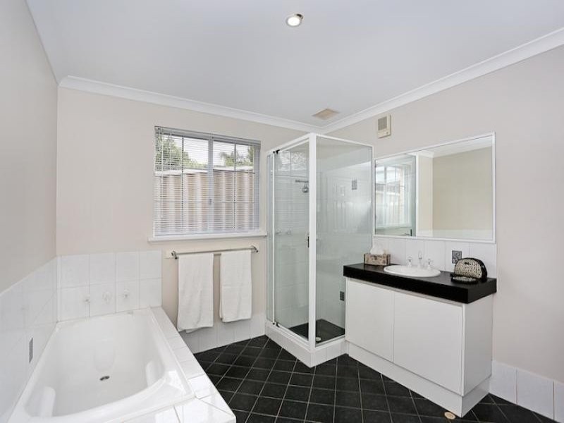 22 Corinna Street, Falcon WA 6210