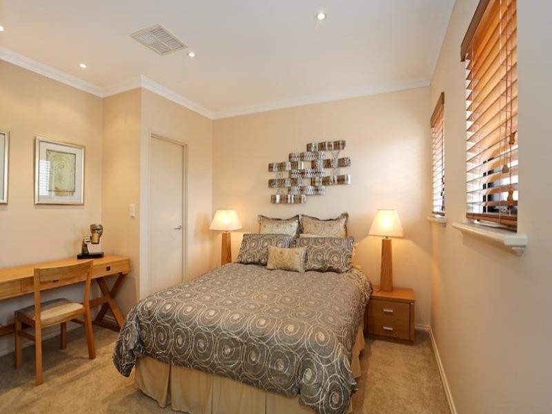 5 Port Quays, Wannanup WA 6210