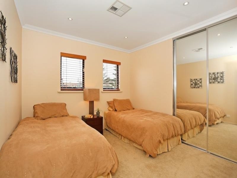 5 Port Quays, Wannanup WA 6210