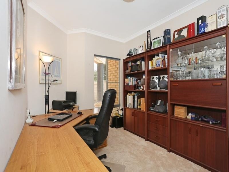 82 Banksia Terrace, South Yunderup WA 6208