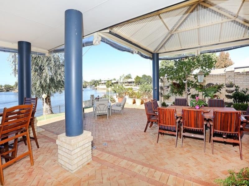 82 Banksia Terrace, South Yunderup WA 6208