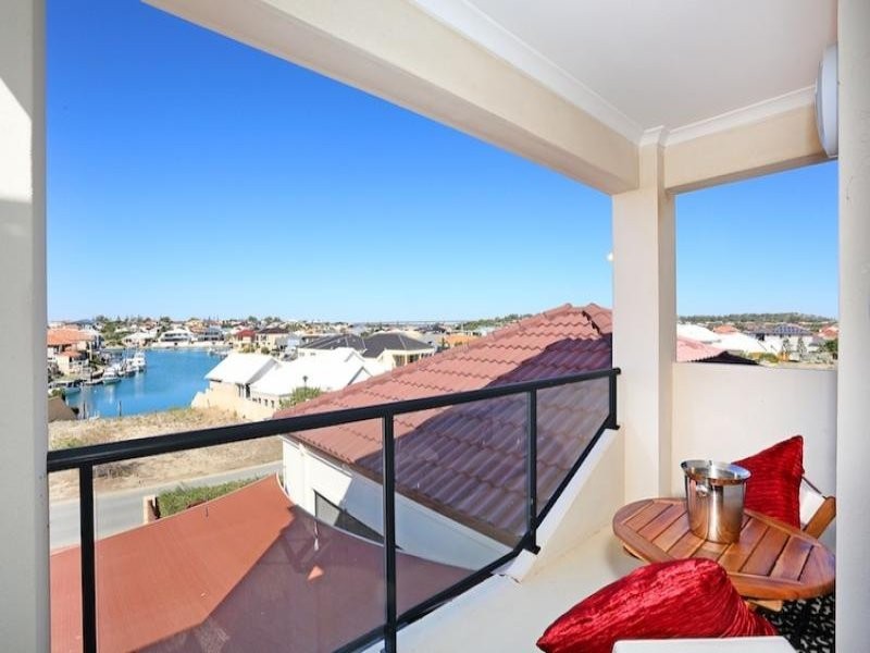 38 Abrolhos Quay, Wannanup WA 6210