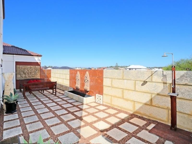 38 Abrolhos Quay, Wannanup WA 6210