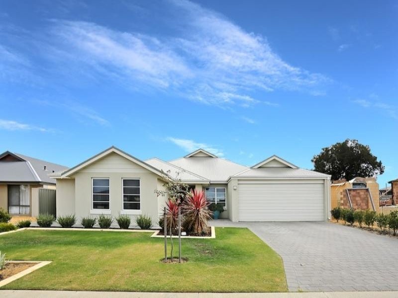 15 Purcell Gardens, South Yunderup WA 6208