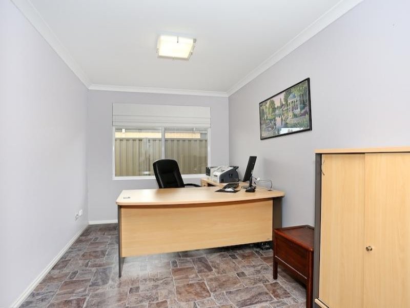 15 Purcell Gardens, South Yunderup WA 6208