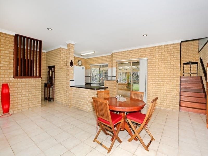 37 Seawind Drive, Silver Sands WA 6210