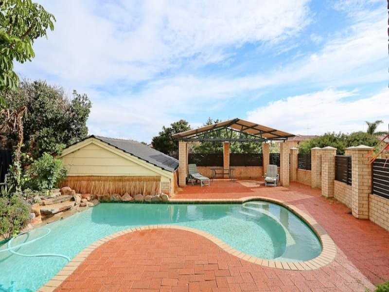37 Seawind Drive, Silver Sands WA 6210