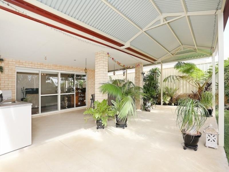 18 Joshua Carrol Street, Madora Bay WA 6210