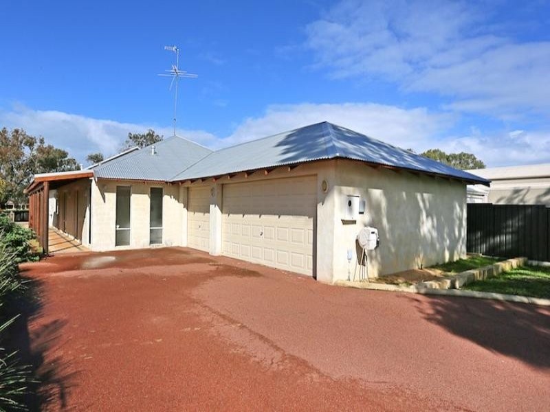 104 Culeenup Road, North Yunderup WA 6208