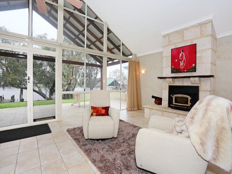 104 Culeenup Road, North Yunderup WA 6208