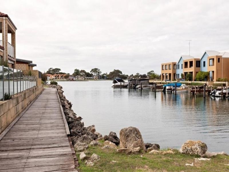 23 San Marco Quays, Halls Head WA 6210