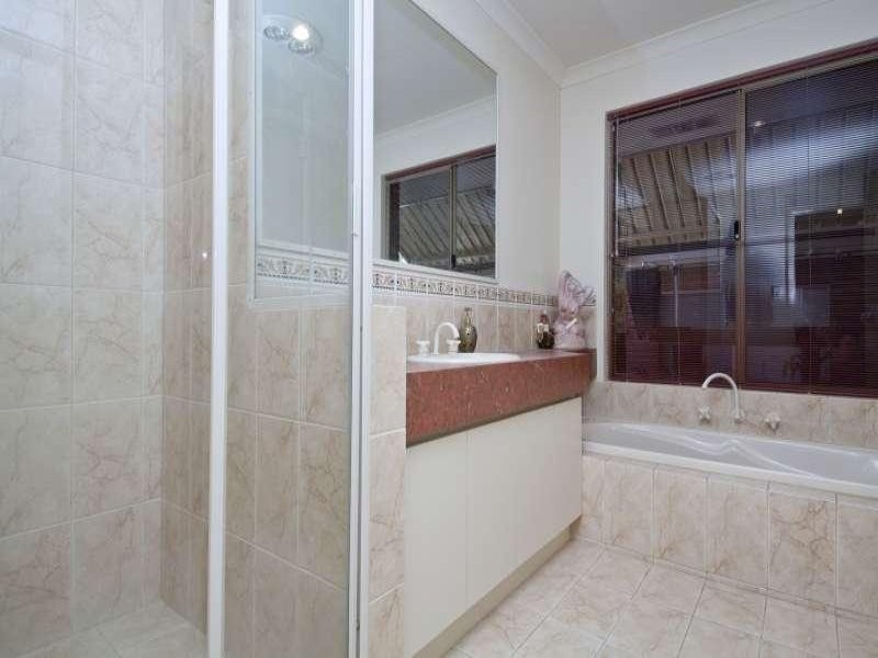 9 Rivergum Esplanade, South Yunderup WA 6208
