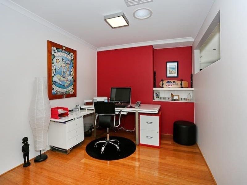10 Adriana Way, Halls Head WA 6210