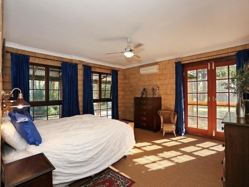 31 Marginata Road, Parklands WA 6180