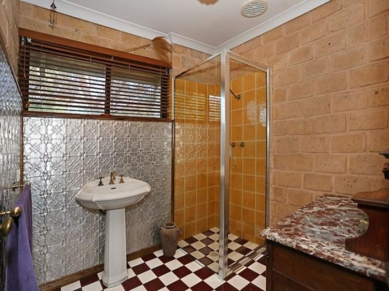 31 Marginata Road, Parklands WA 6180