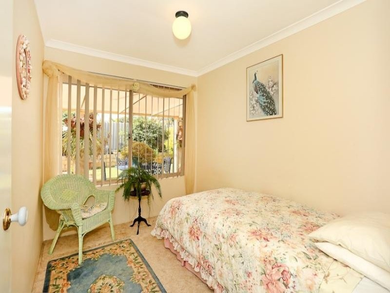 38 Noreena Avenue, Golden Bay WA 6174
