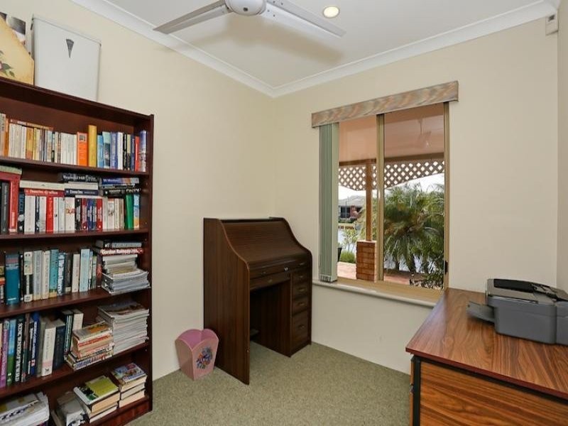 32 Woolah Place, South Yunderup WA 6208